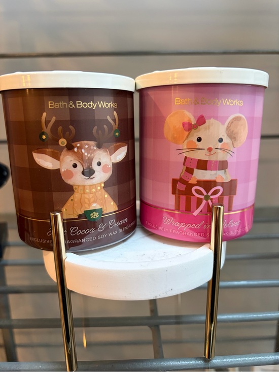 Bath & Body Works Other - Bath & Body Works Wrapped in Velvet/Hot Cocoa Single Wick Candles NWT Holiday